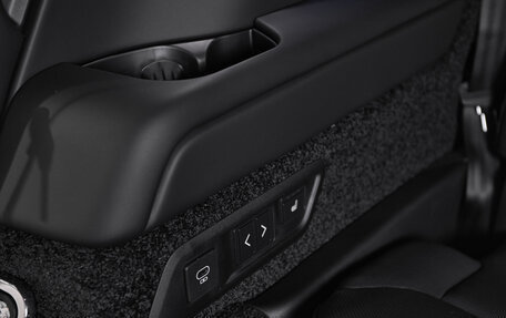 Land Rover Range Rover IV рестайлинг, 2025 год, 32 900 000 рублей, 40 фотография