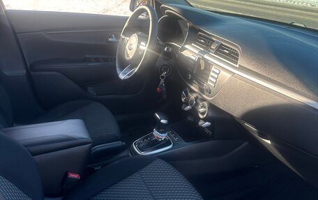 KIA Rio IV, 2018 год, 1 600 000 рублей, 8 фотография