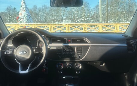 KIA Rio IV, 2018 год, 1 600 000 рублей, 7 фотография