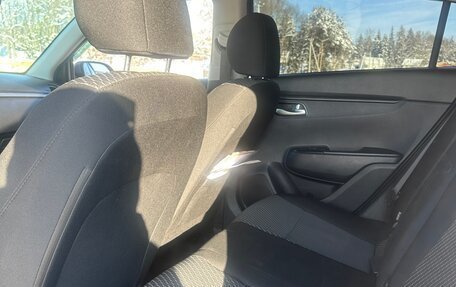 KIA Rio IV, 2018 год, 1 600 000 рублей, 9 фотография