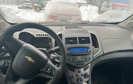 Chevrolet Aveo III, 2012 год, 600 000 рублей, 2 фотография