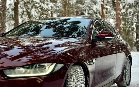 Jaguar XE I рестайлинг, 2017 год, 1 490 000 рублей, 14 фотография