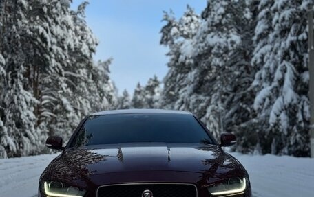 Jaguar XE I рестайлинг, 2017 год, 1 490 000 рублей, 6 фотография