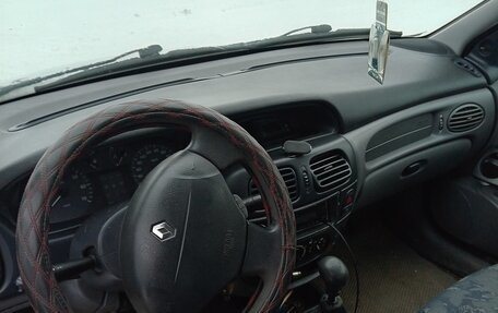 Renault Megane II, 2000 год, 150 000 рублей, 3 фотография