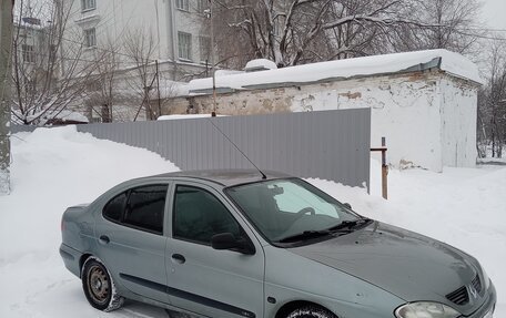 Renault Megane II, 2000 год, 150 000 рублей, 2 фотография