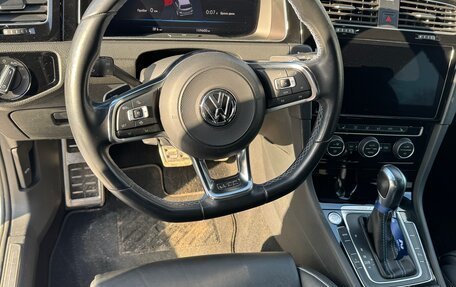 Volkswagen Golf VII, 2019 год, 2 600 000 рублей, 10 фотография