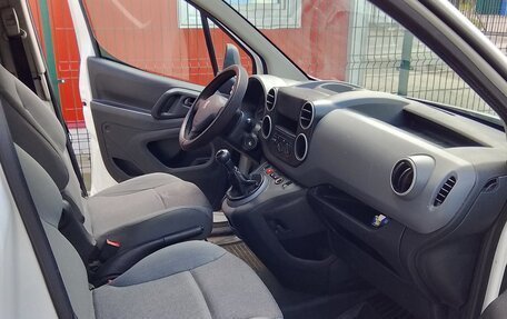 Peugeot Partner II рестайлинг 2, 2011 год, 770 000 рублей, 5 фотография