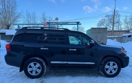 Toyota Land Cruiser 200, 2012 год, 3 800 000 рублей, 2 фотография