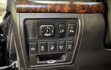 Toyota Land Cruiser 200, 2012 год, 3 800 000 рублей, 21 фотография