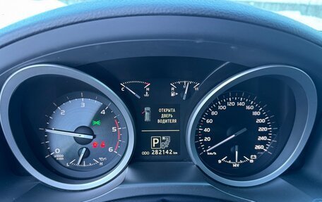 Toyota Land Cruiser 200, 2012 год, 3 800 000 рублей, 32 фотография