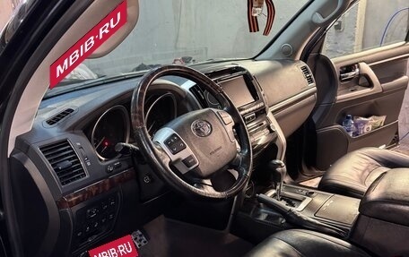 Toyota Land Cruiser 200, 2012 год, 3 800 000 рублей, 24 фотография