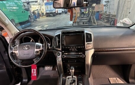 Toyota Land Cruiser 200, 2012 год, 3 800 000 рублей, 30 фотография