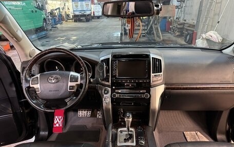 Toyota Land Cruiser 200, 2012 год, 3 800 000 рублей, 28 фотография