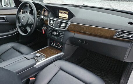 Mercedes-Benz E-Класс, 2012 год, 1 605 000 рублей, 9 фотография