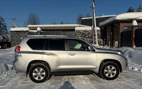 Toyota Land Cruiser Prado 150 рестайлинг 2, 2012 год, 3 200 000 рублей, 2 фотография