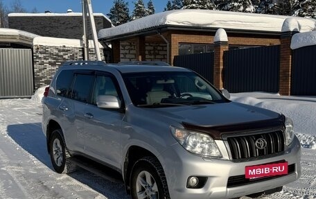 Toyota Land Cruiser Prado 150 рестайлинг 2, 2012 год, 3 200 000 рублей, 6 фотография