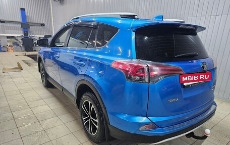Toyota RAV4, 2016 год, 2 100 000 рублей, 6 фотография