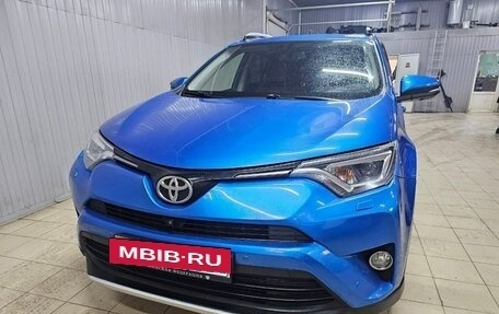Toyota RAV4, 2016 год, 2 100 000 рублей, 3 фотография