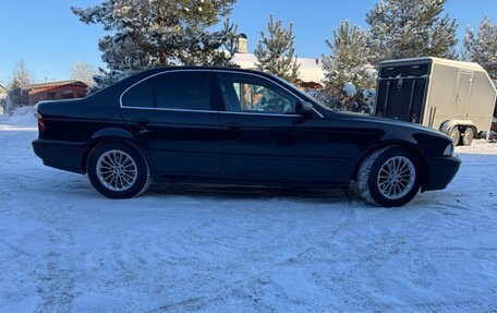 BMW 5 серия, 2002 год, 750 000 рублей, 2 фотография