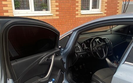 Opel Astra J, 2011 год, 550 000 рублей, 8 фотография