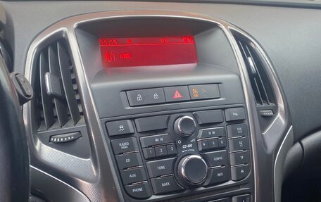 Opel Astra J, 2011 год, 550 000 рублей, 14 фотография