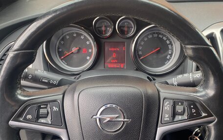 Opel Astra J, 2011 год, 550 000 рублей, 13 фотография