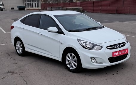 Hyundai Solaris II рестайлинг, 2012 год, 1 020 000 рублей, 1 фотография