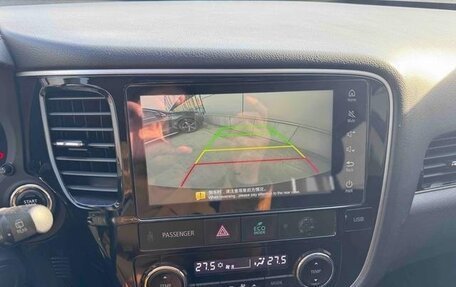 Mitsubishi Outlander III рестайлинг 3, 2021 год, 1 845 000 рублей, 13 фотография