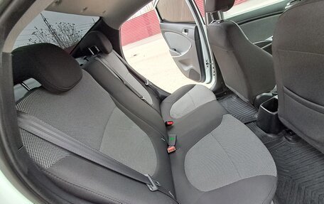 Hyundai Solaris II рестайлинг, 2012 год, 1 020 000 рублей, 31 фотография