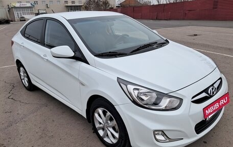 Hyundai Solaris II рестайлинг, 2012 год, 1 020 000 рублей, 11 фотография