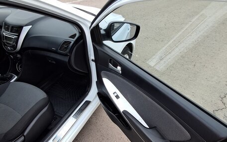 Hyundai Solaris II рестайлинг, 2012 год, 1 020 000 рублей, 34 фотография