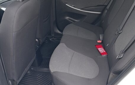 Hyundai Solaris II рестайлинг, 2012 год, 1 020 000 рублей, 24 фотография