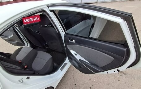 Hyundai Solaris II рестайлинг, 2012 год, 1 020 000 рублей, 32 фотография