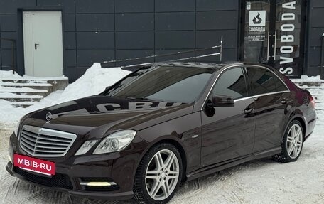 Mercedes-Benz E-Класс, 2011 год, 1 550 000 рублей, 18 фотография