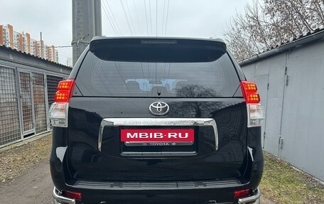 Toyota Land Cruiser Prado 150 рестайлинг 2, 2012 год, 3 000 000 рублей, 2 фотография