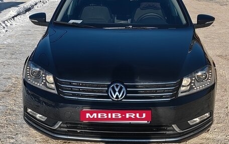 Volkswagen Passat B7, 2013 год, 1 320 000 рублей, 2 фотография