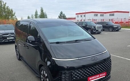 Hyundai Staria, 2022 год, 5 500 000 рублей, 2 фотография