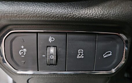 Haval Jolion, 2023 год, 1 799 000 рублей, 17 фотография