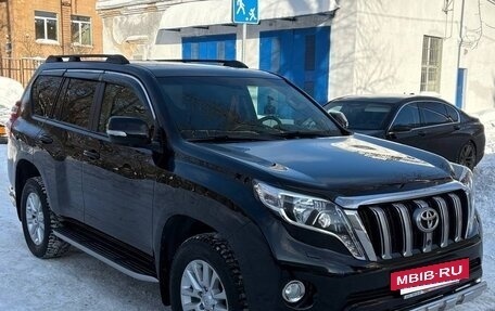 Toyota Land Cruiser Prado 150 рестайлинг 2, 2016 год, 3 850 000 рублей, 3 фотография