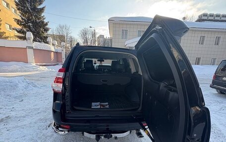 Toyota Land Cruiser Prado 150 рестайлинг 2, 2016 год, 3 850 000 рублей, 23 фотография