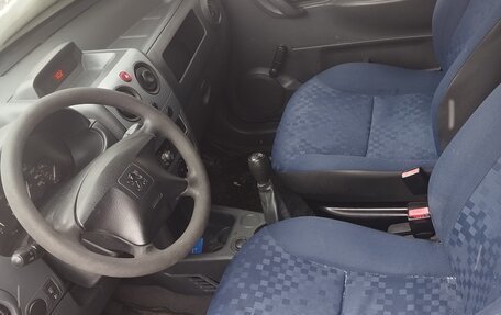 Peugeot Partner II рестайлинг 2, 2011 год, 420 000 рублей, 6 фотография