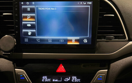 Hyundai Elantra VI рестайлинг, 2018 год, 1 360 000 рублей, 7 фотография