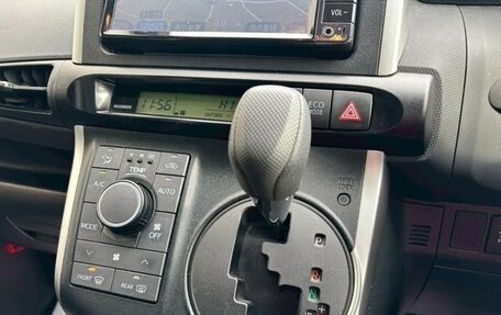 Toyota Wish II, 2014 год, 1 030 000 рублей, 11 фотография