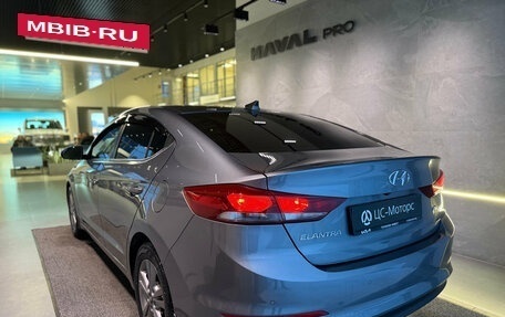 Hyundai Elantra VI рестайлинг, 2018 год, 1 360 000 рублей, 16 фотография