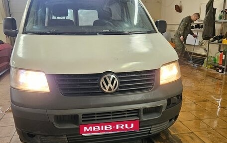 Volkswagen Transporter T5 рестайлинг, 2006 год, 570 000 рублей, 3 фотография