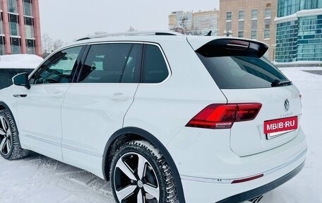 Volkswagen Tiguan II, 2018 год, 3 490 000 рублей, 4 фотография