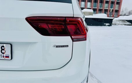 Volkswagen Tiguan II, 2018 год, 3 490 000 рублей, 13 фотография