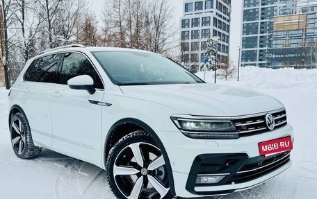 Volkswagen Tiguan II, 2018 год, 3 490 000 рублей, 8 фотография