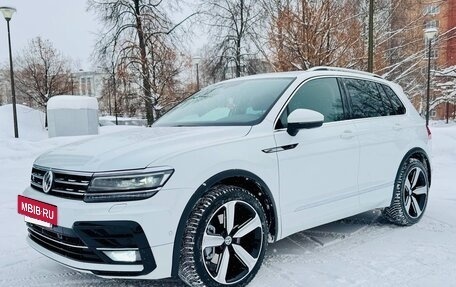 Volkswagen Tiguan II, 2018 год, 3 490 000 рублей, 2 фотография