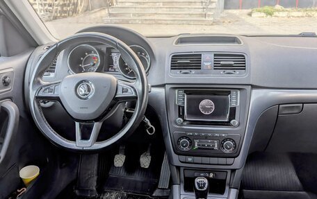 Skoda Yeti I рестайлинг, 2018 год, 1 690 000 рублей, 6 фотография